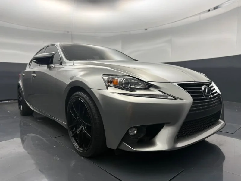 2016 Lexus IS