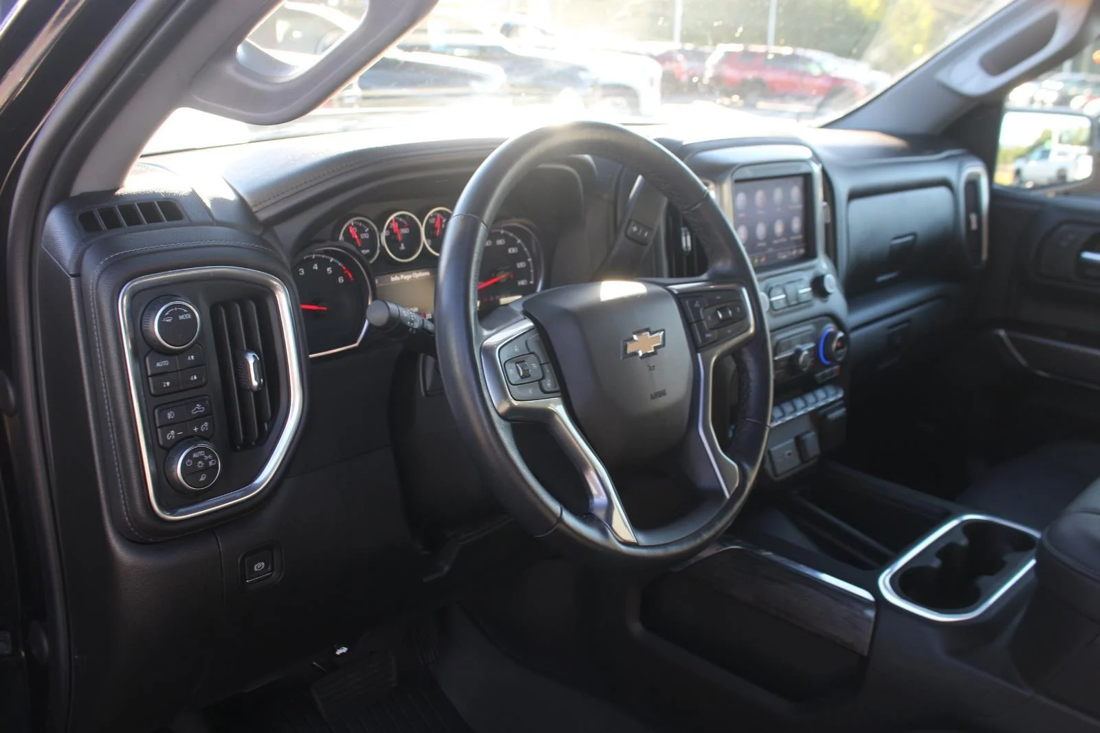 Used 2022 Black Chevrolet LTZ image 18