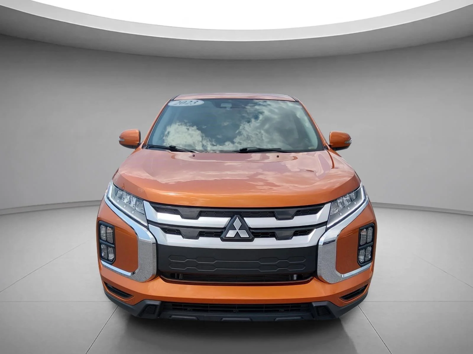 Used 2023 Sunshine Orange Metallic Mitsubishi ES image 8