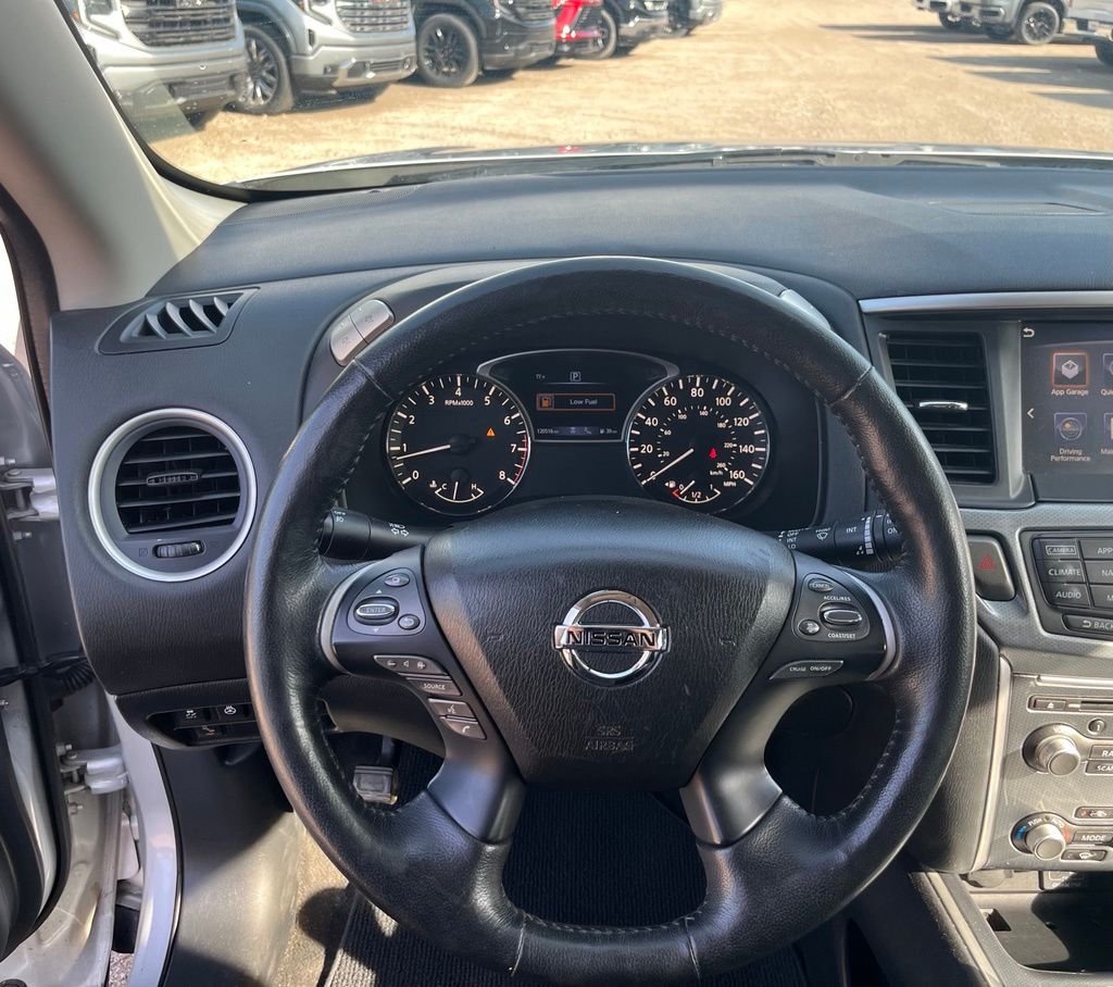 Used 2020 Brilliant Silver Metallic Nissan SL image 20