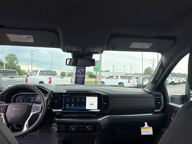 New 2026 Summit White Chevrolet LTZ image 32