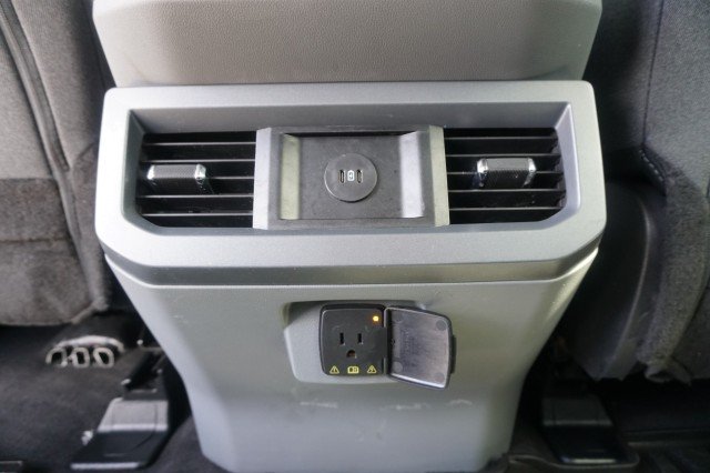 Used 2025 Oxford White Ford XLT image 20