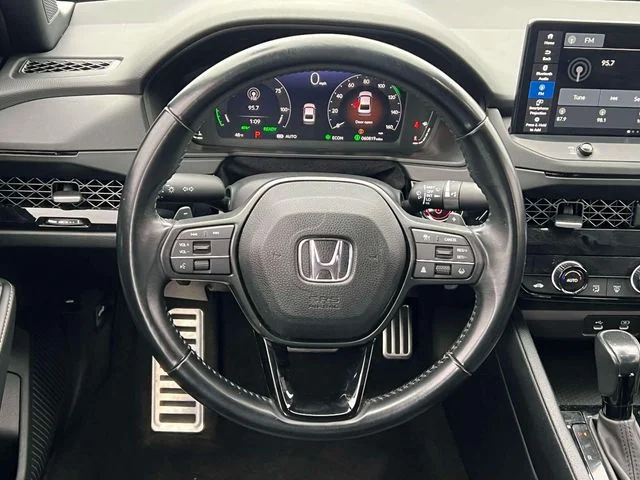 Used 2023 Silver Honda Sport-L image 21
