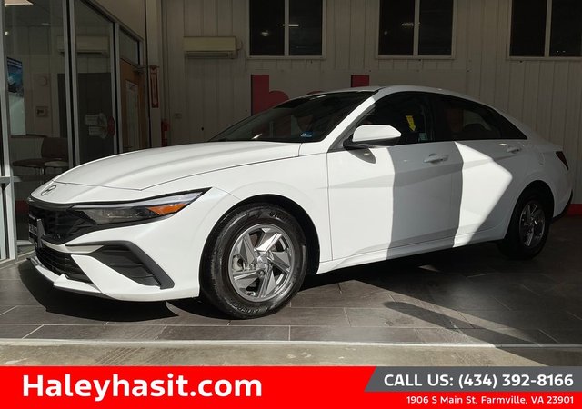 2025 Hyundai Elantra SE