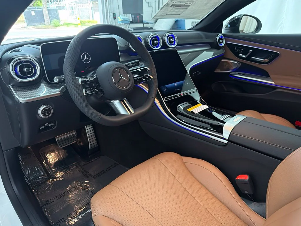 New 2027 White Mercedes-Benz CLE 450 image 13