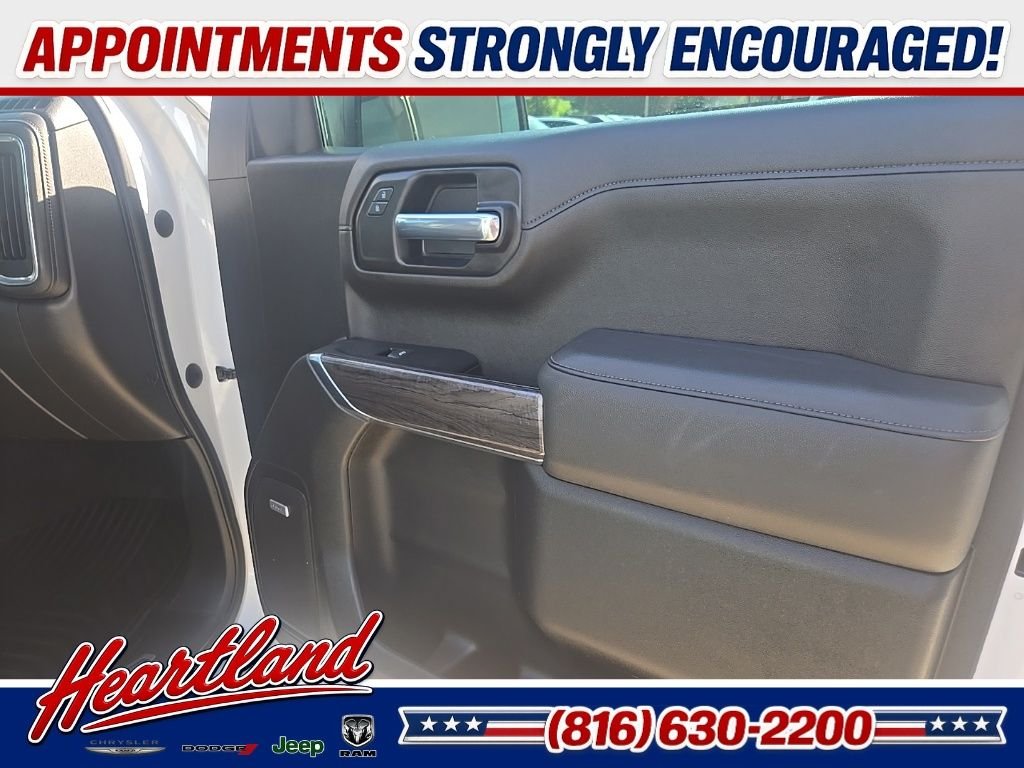 Used 2022 White Chevrolet LTZ image 80