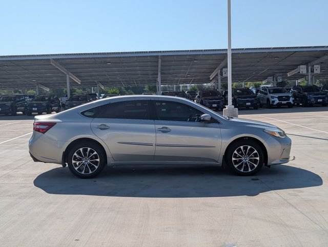 Used 2017  Toyota XLE image 6