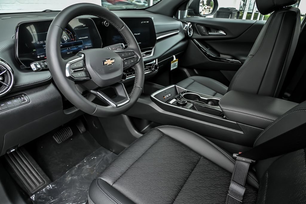 New 2027 Mosaic Black Metallic Chevrolet LT image 8