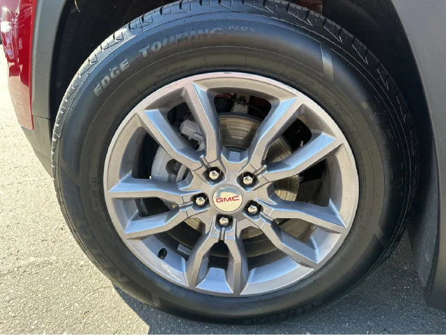 2023 GMC Terrain SLT - Photo 17