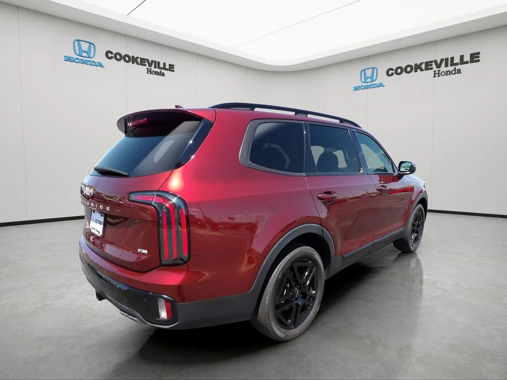 Used 2024 Dawning Red Kia EX X-Line image 7