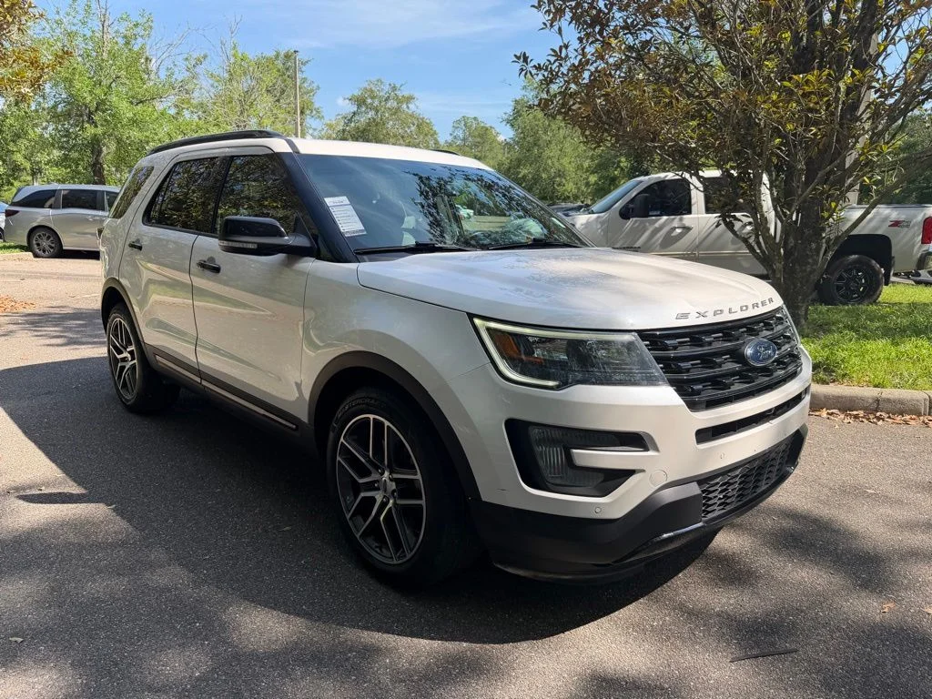 2017 Ford Explorer Sport 4WD's photo