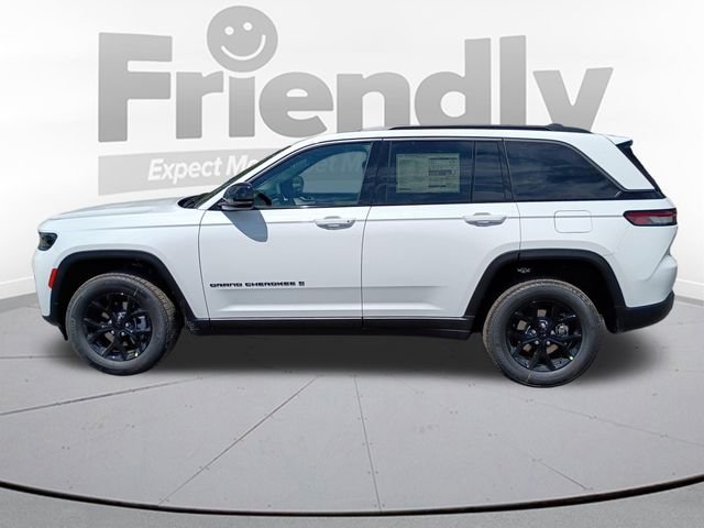 New 2026 Bright White Clearcoat Jeep Altitude image 8