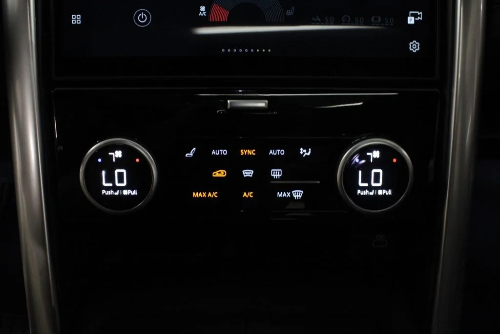Used 2025 Santorini Black Metallic Land Rover S image 25