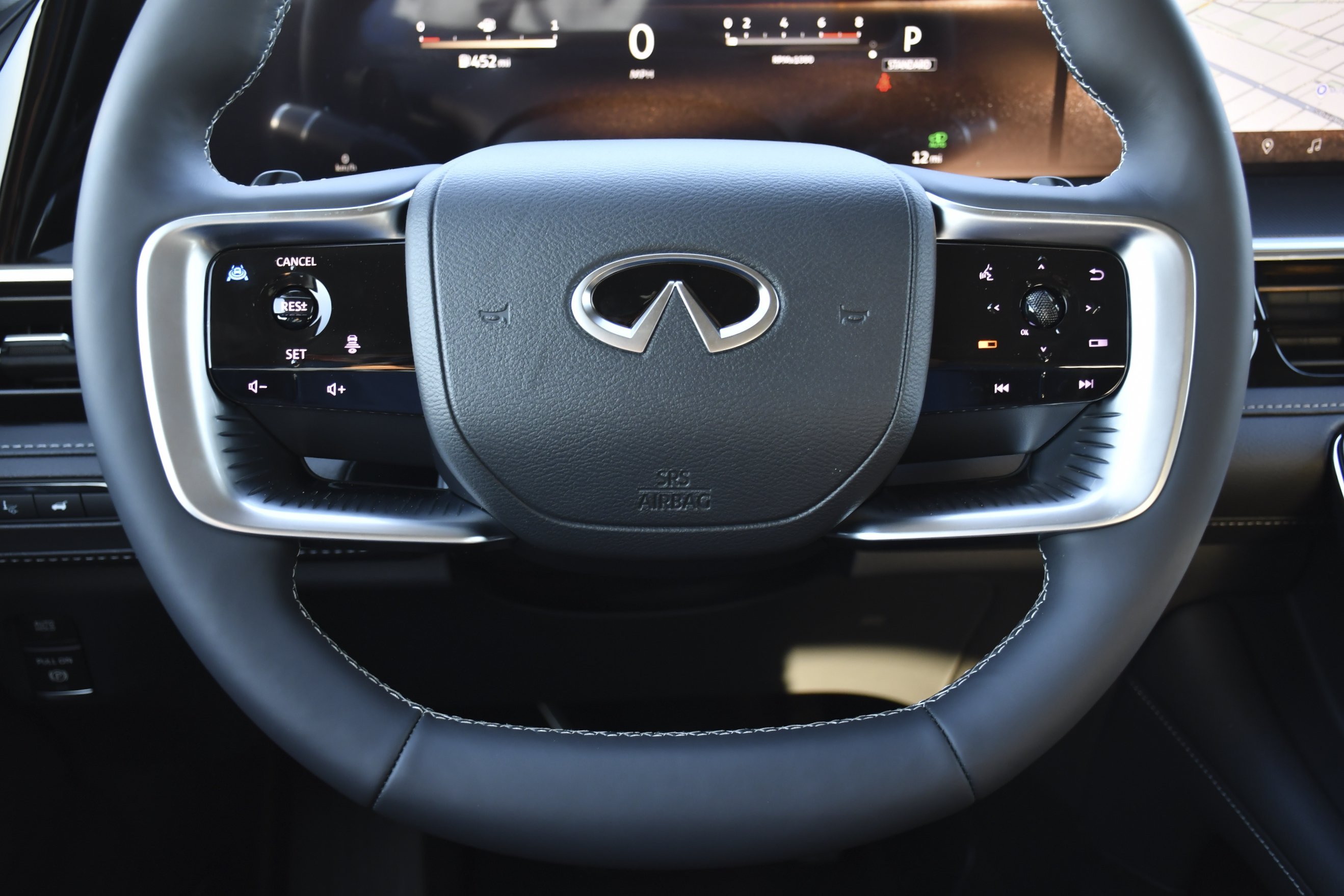 New 2027 DYNAMIC METAL INFINITI Luxe 2WD image 7