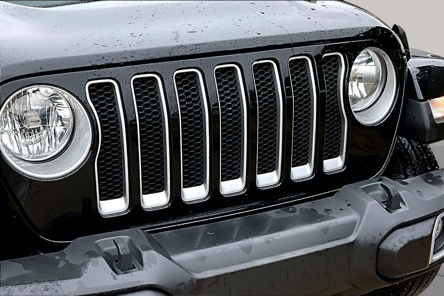 Used 2023 Black Clearcoat Jeep Sahara image 30