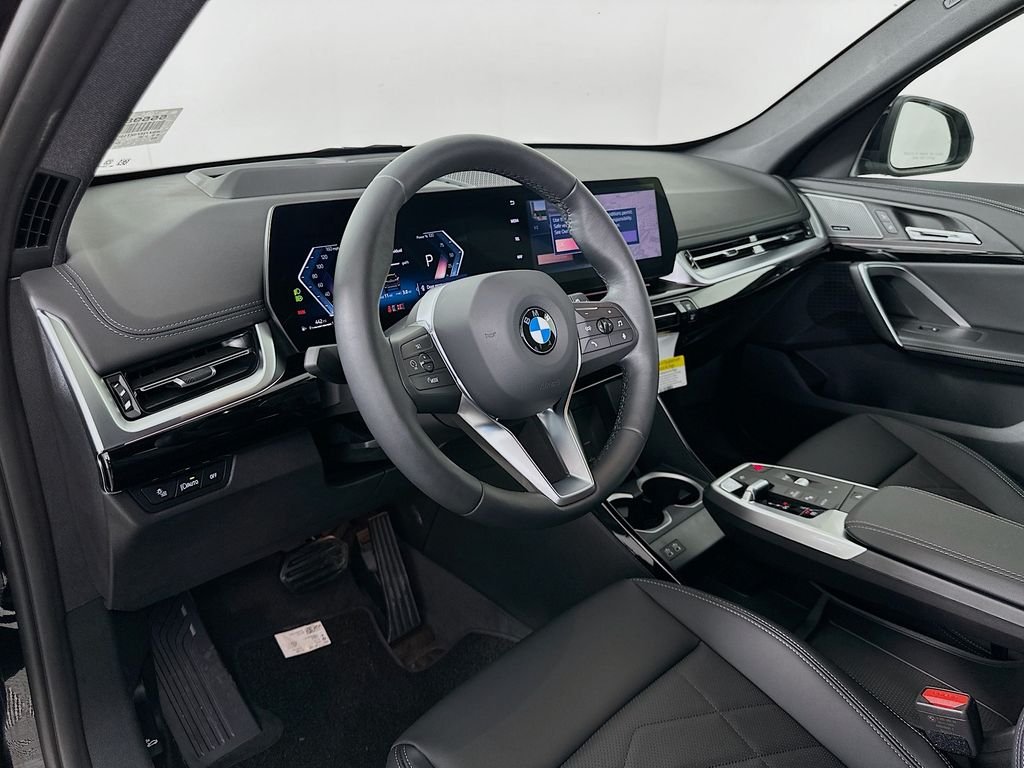 Used 2026 Jet Black BMW xDrive28i image 9