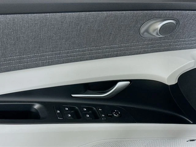 New 2026 Hyundai ELANTRA Limited