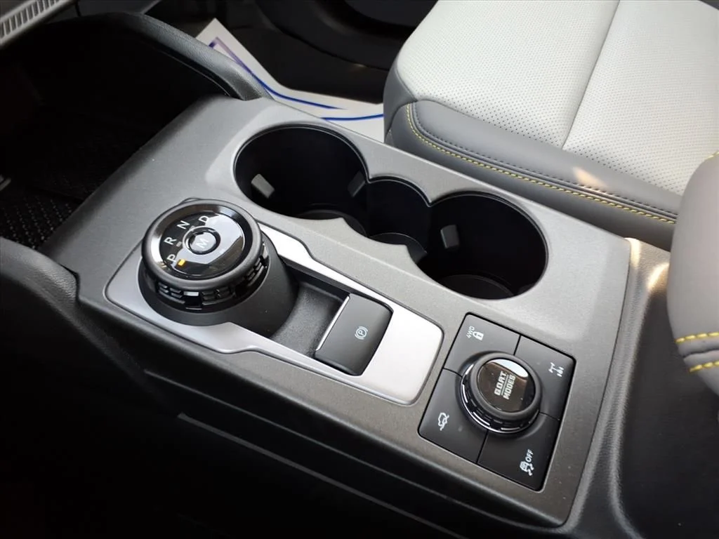 New 2026 Velocity Blue Metallic Ford Badlands® image 23