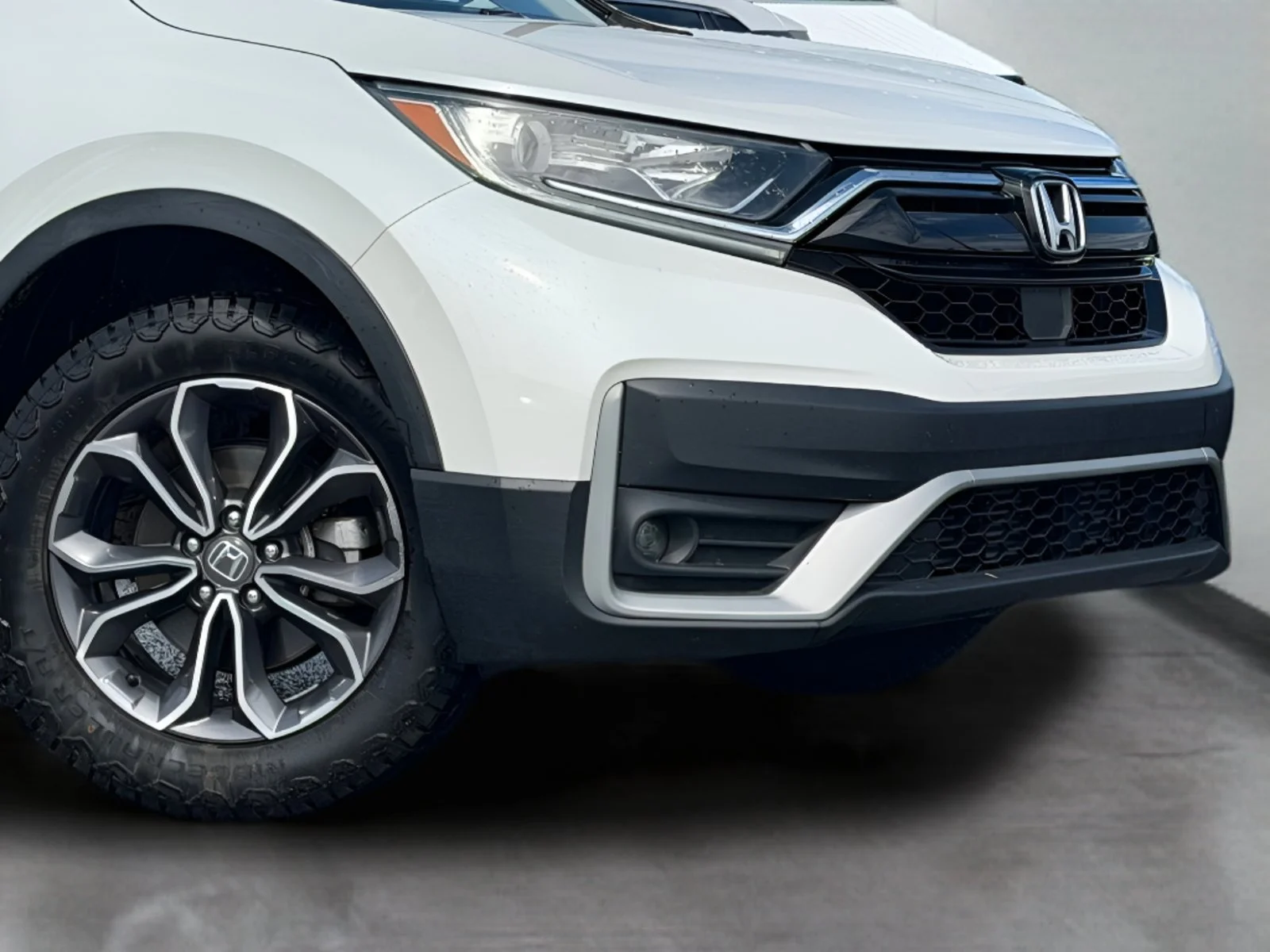Used 2022  Honda EX-L image 3