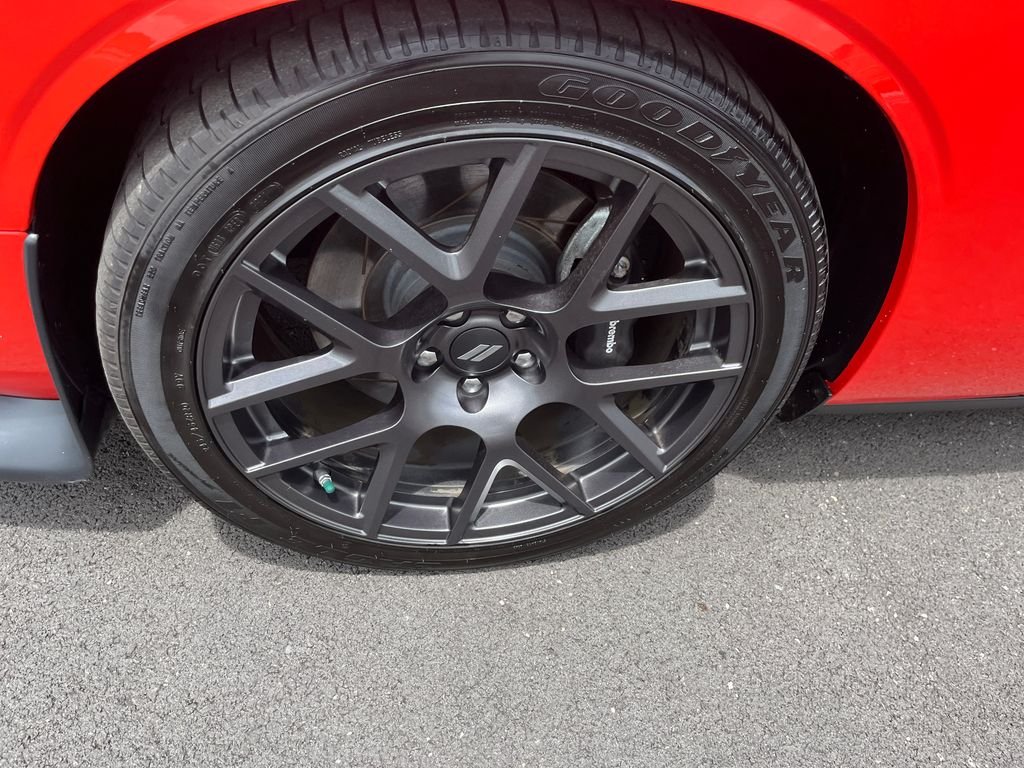 Used 2017 Go Mango! Dodge R/T image 9