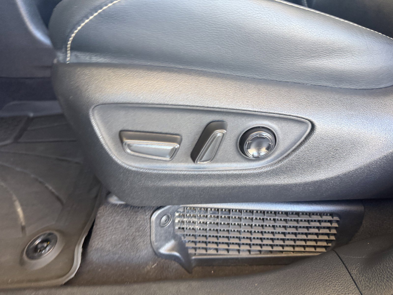 Certified Used 2025 Magnetic Gray Metallic Toyota Platinum image 22