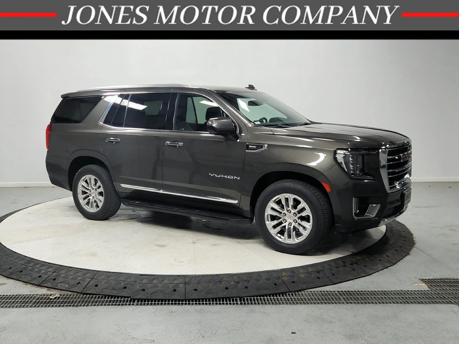 2021 GMC Yukon SLT