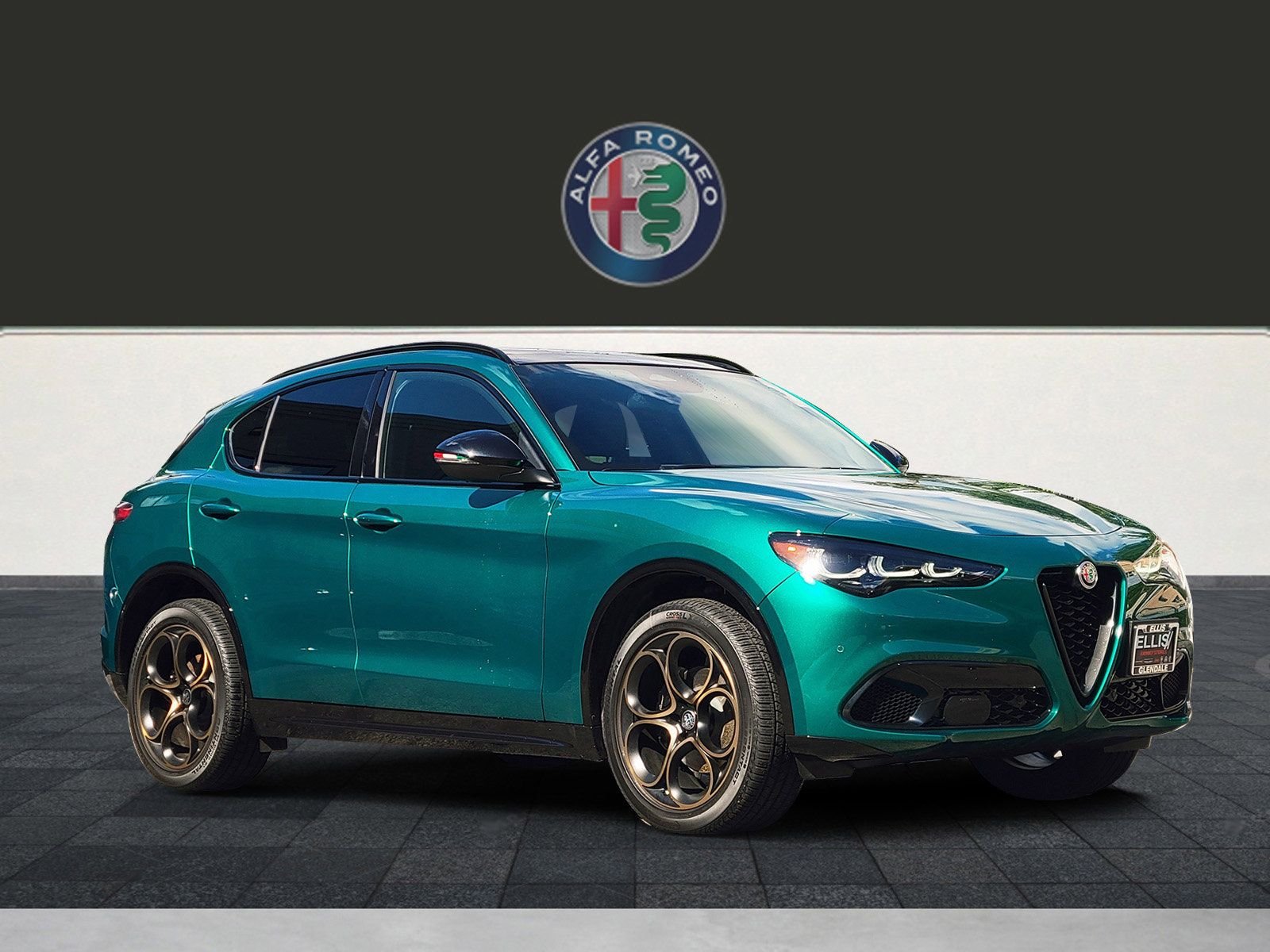 2025 Alfa Romeo Stelvio