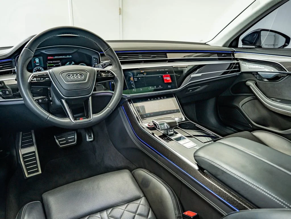 Used 2022 Daytona Gray Audi 4.0T image 31