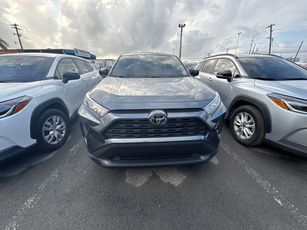 Used 2022 Gray Toyota LE image 2