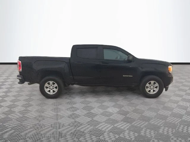 Used 2019 Onyx Black GMC Base image 8