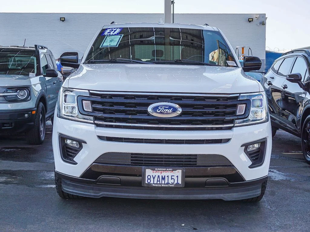 Used 2021 White Ford XL image 2