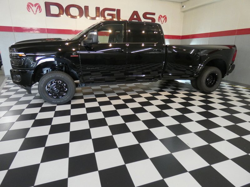 2026 RAM 3500 Limited 4X4 Crew Cab LWB's photo