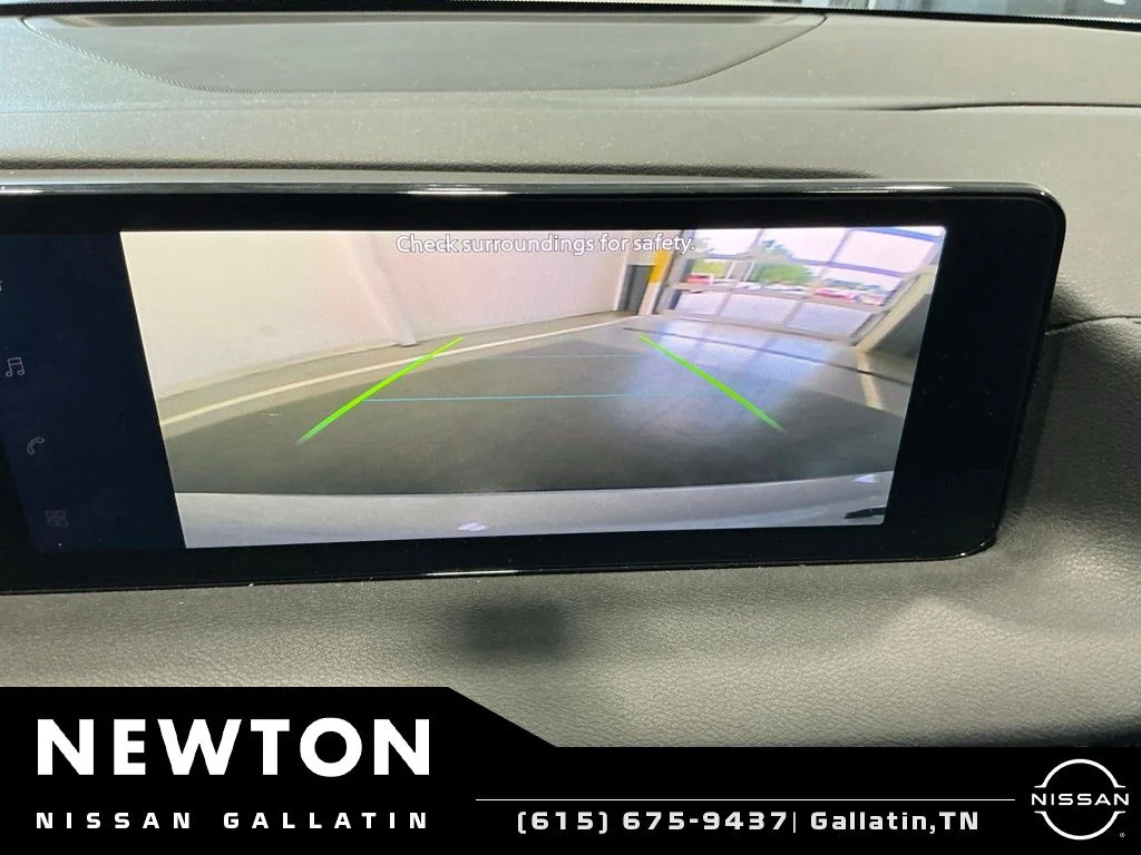 Used 2026 White Nissan SR image 16
