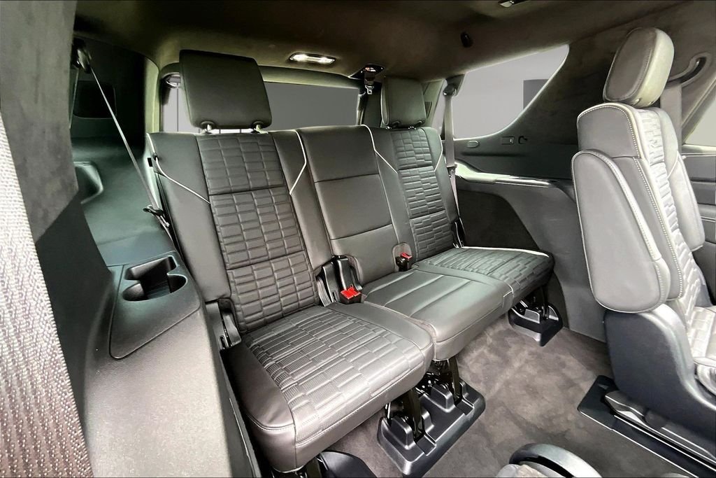 Certified Used 2025 Silver Cadillac V-Series image 30