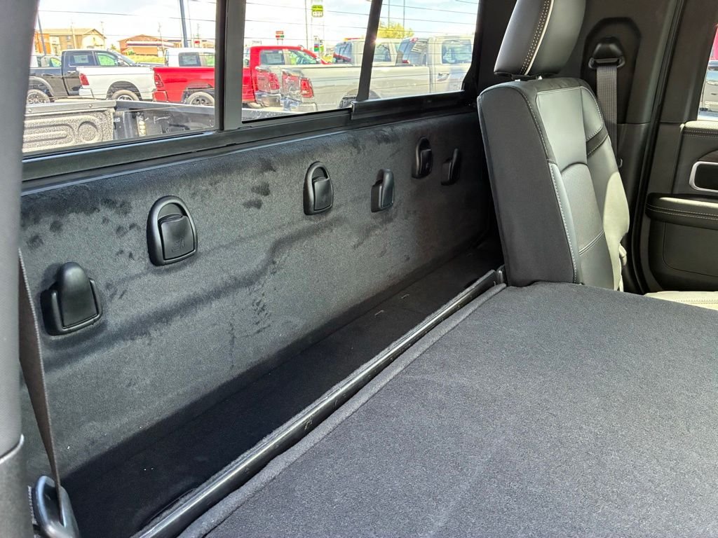 New 2026 Ceramic Gray Clear-Coat Exterior Paint RAM Laramie image 33