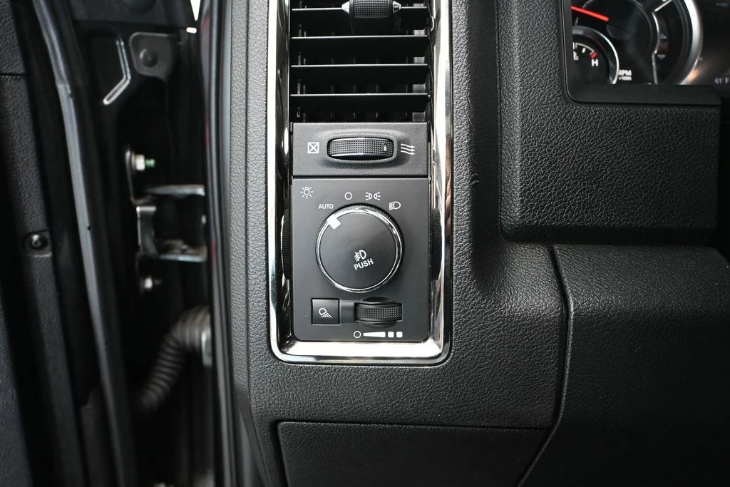 Used 2017 Black Ram Night image 32