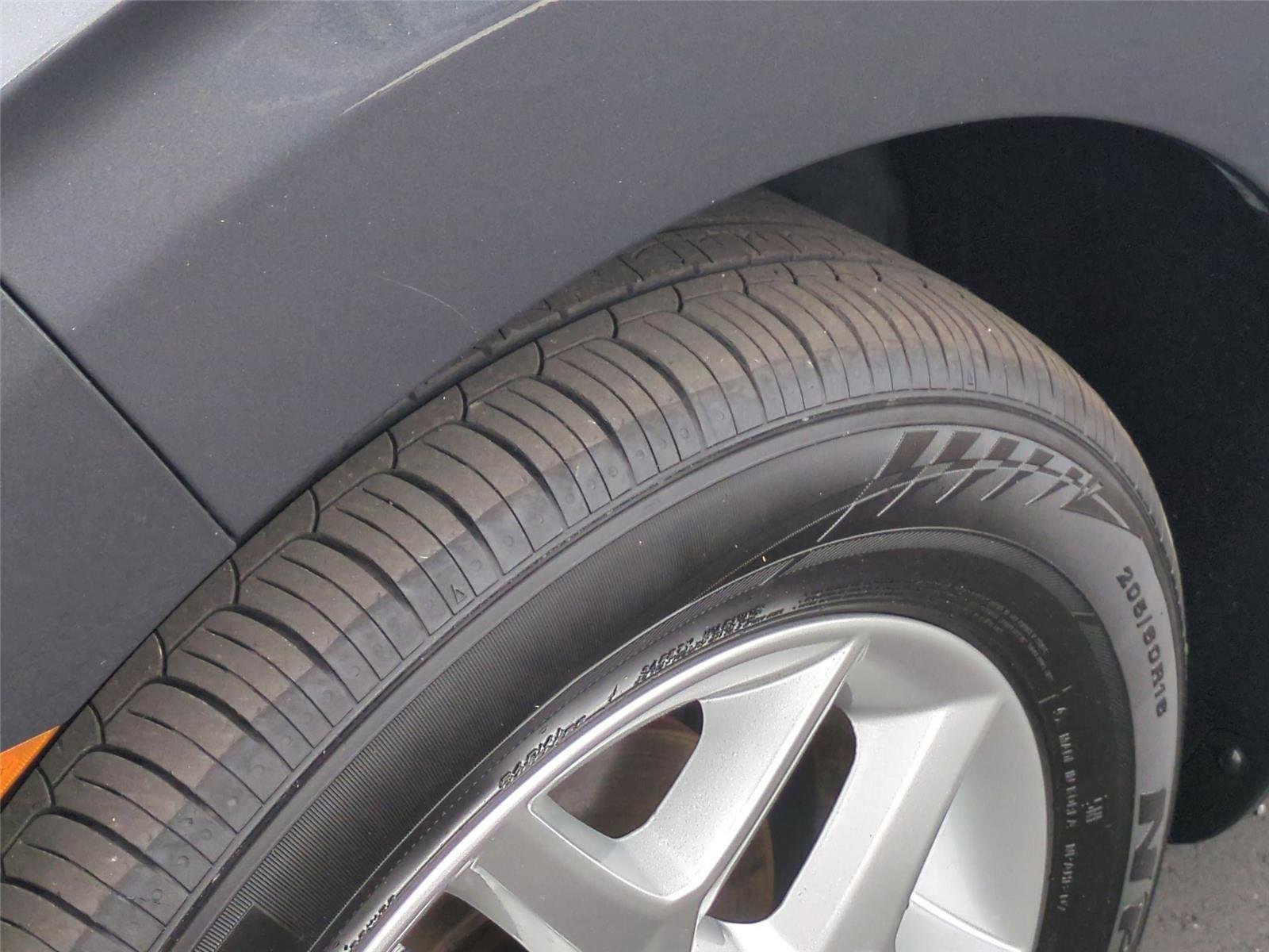 Used 2025 Gravity Gray Kia LX image 23