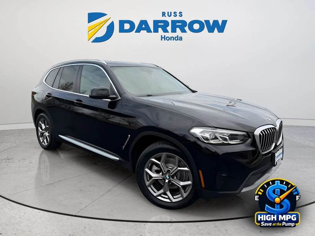 Used 2023 Black BMW xDrive30i image 7
