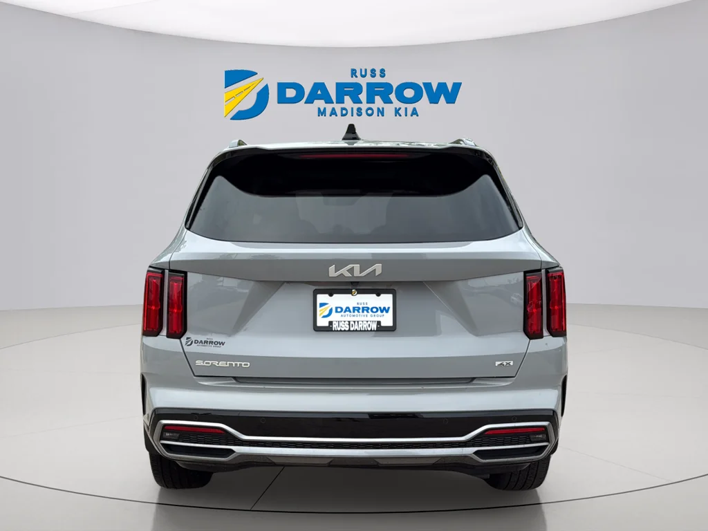 Used 2023 Wolf Gray Kia SX image 4