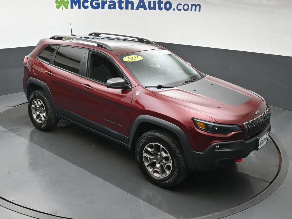 Used 2021 Red Jeep Trailhawk image 3