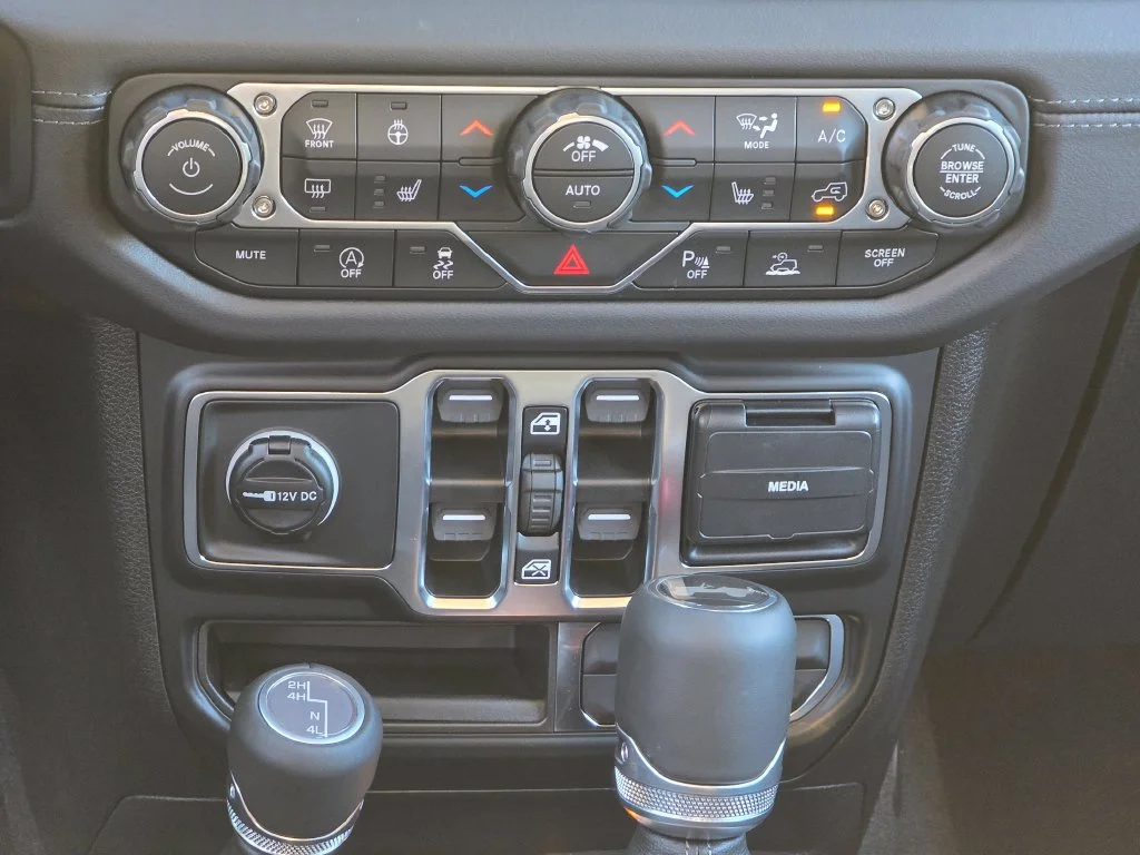New 2026 White Jeep Sahara image 30
