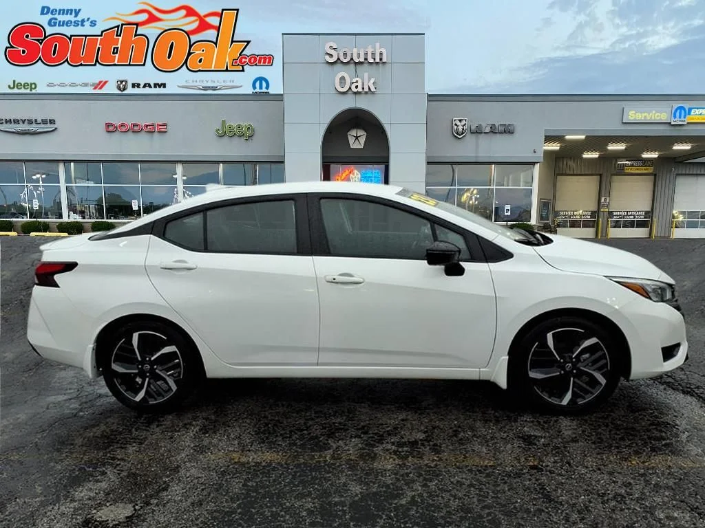 Used 2023 Nissan Versa Sedan SR with VIN 3N1CN8FV9PL860799 for sale in Matteson, IL
