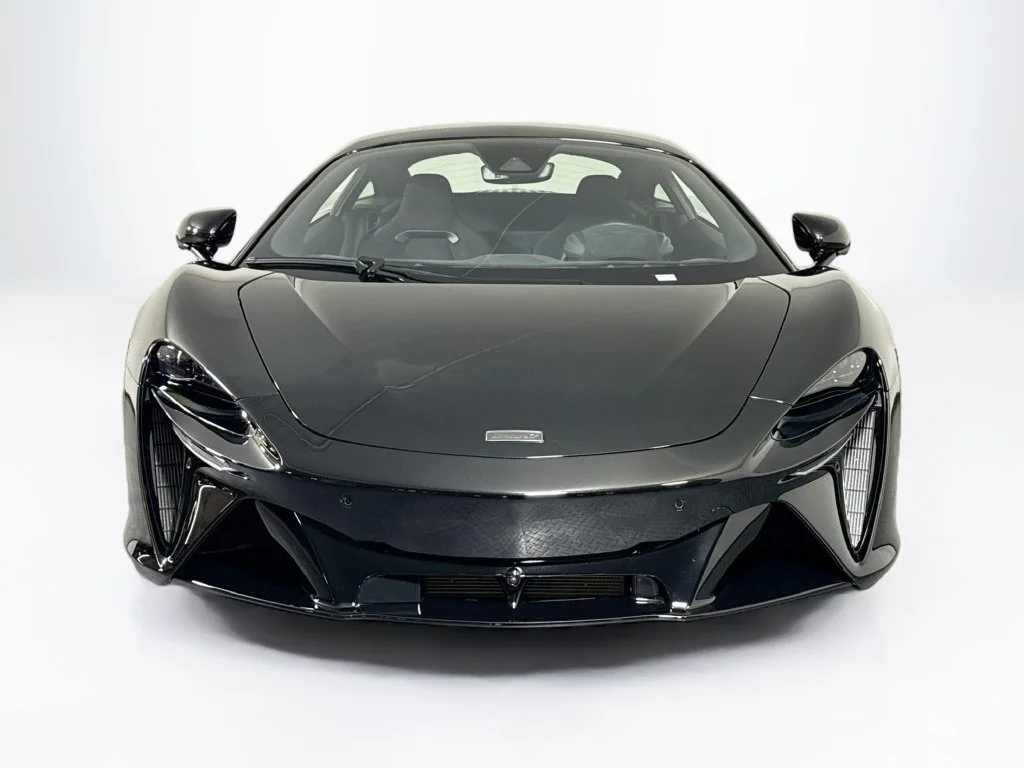 New 2026 Onyx Black McLaren  image 8