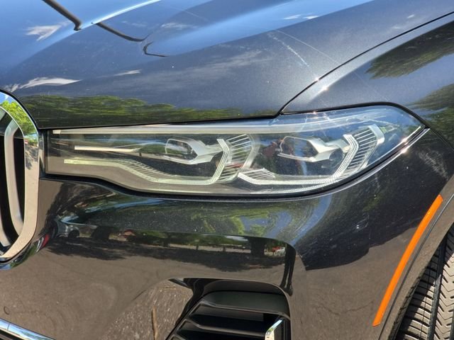 Used 2021 Black BMW xDrive40i image 35