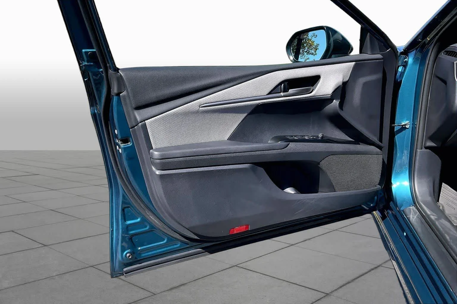 Used 2026 Ocean Gem Toyota SE image 21