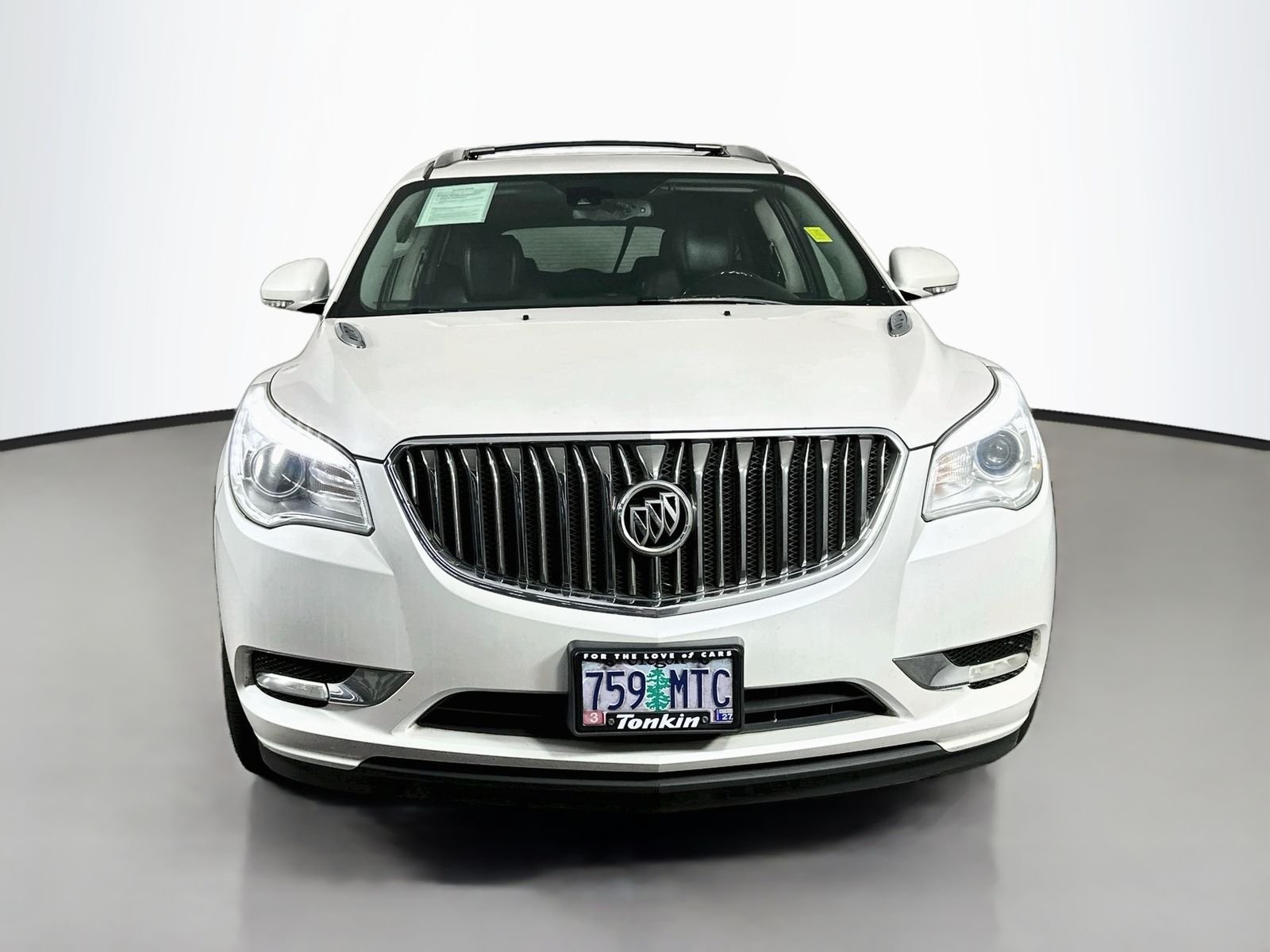 Used 2017 White Frost Tricoat Buick Premium Group image 2