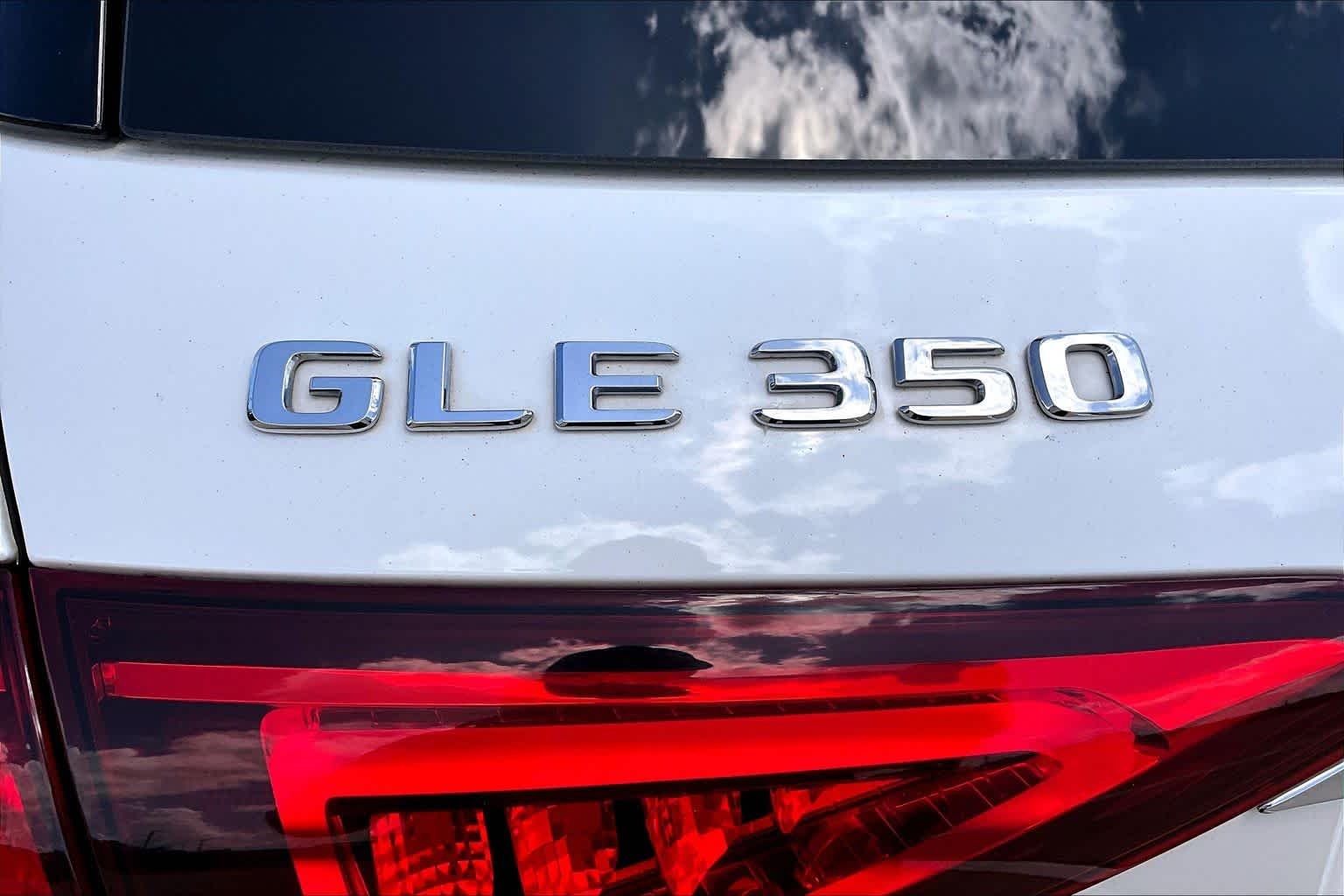 Used 2022 MANUFAKTUR Diamond White Bright Mercedes-Benz GLE 350 image 10