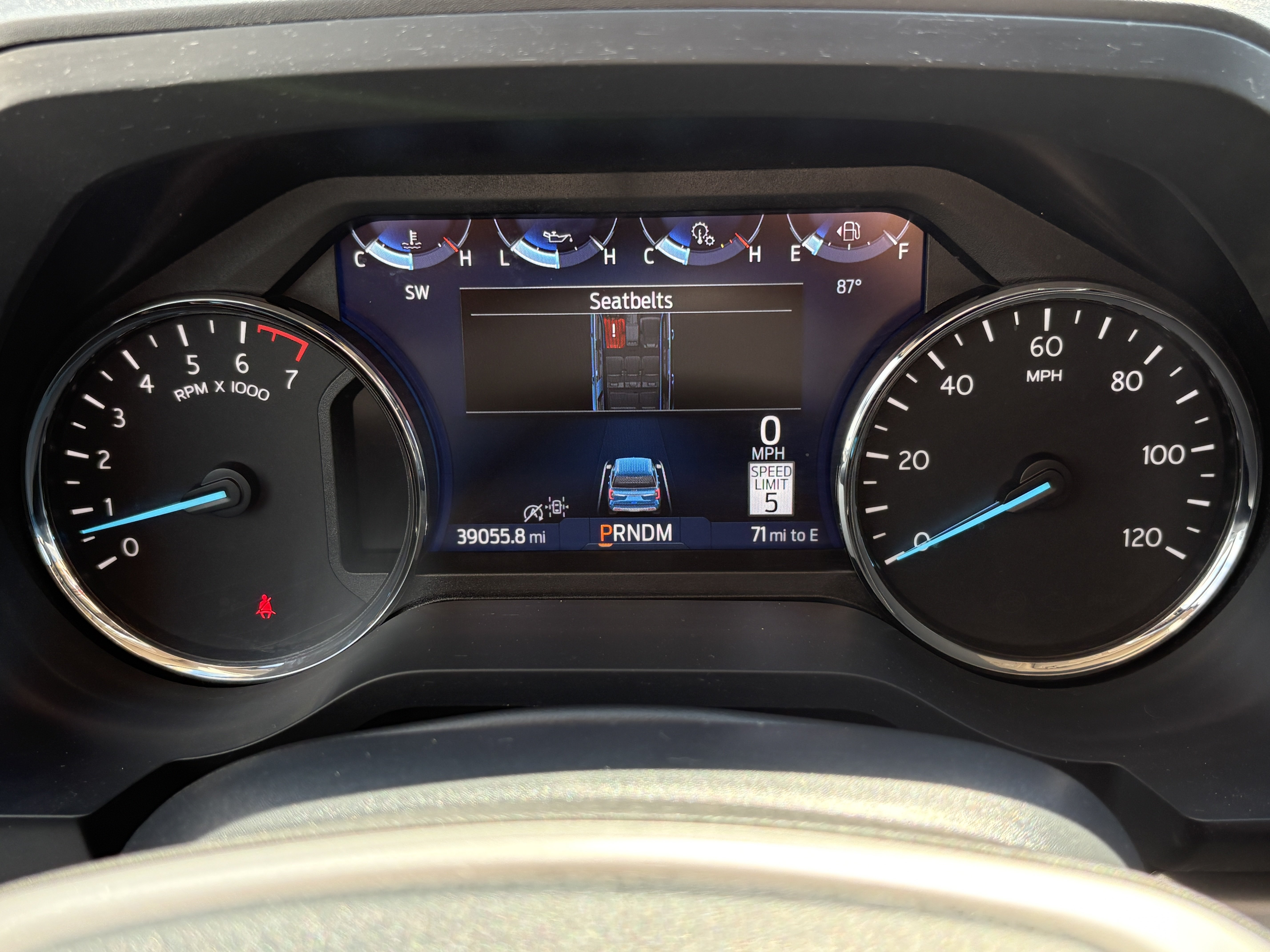Used 2024 Gray Metallic Ford XLT image 21