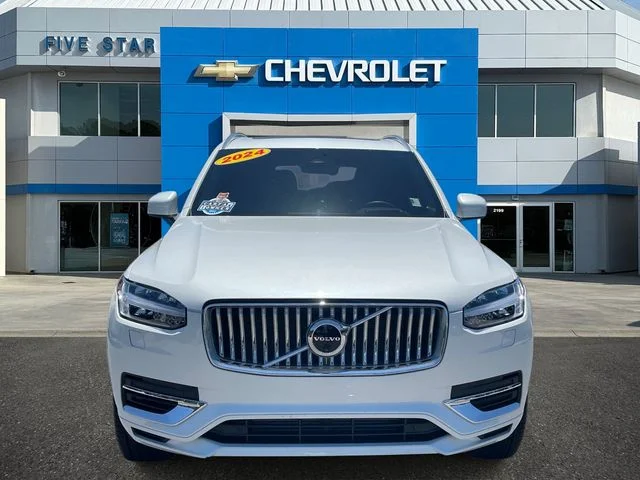Used 2024 White Volvo Ultimate image 2