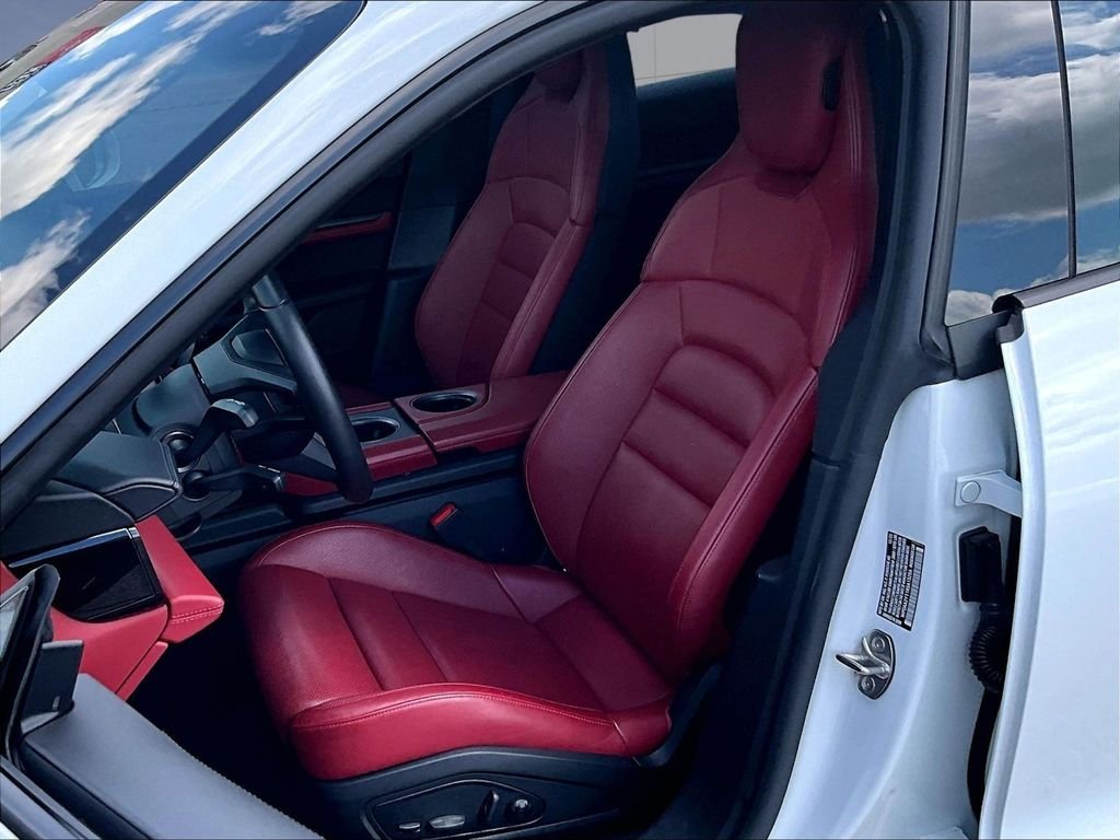 Used 2024 White Porsche  image 5